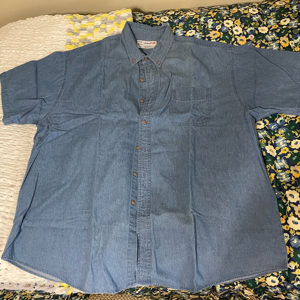 NWOT Aramark Classic Blue Denim Men's Shirt XXL, Short Sleeves
